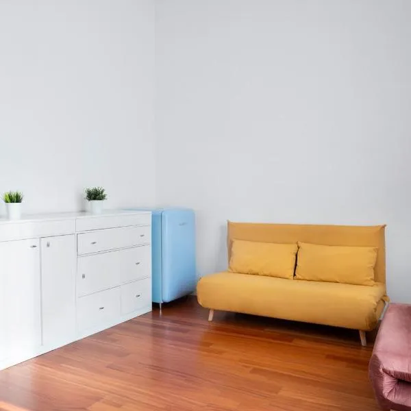 New! Lovely & Friendly in Milan Center A, hotel v Miláně