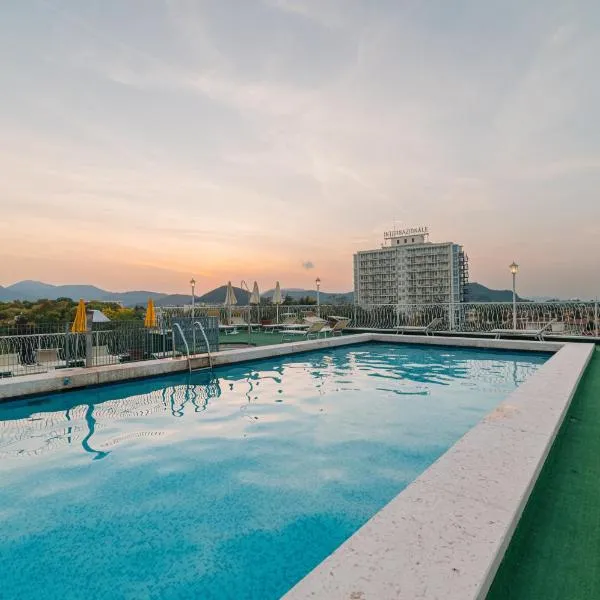 Hotel Terme Roma, hotel u gradu Abano Terme