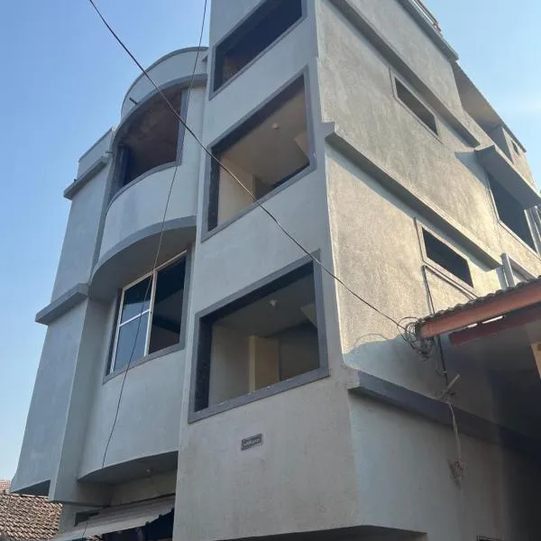 soge holiday lodging, hotel v destinaci Srivardhan