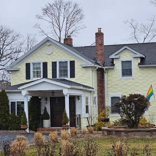 Come As You Are Inn LLC, hôtel à Sayville