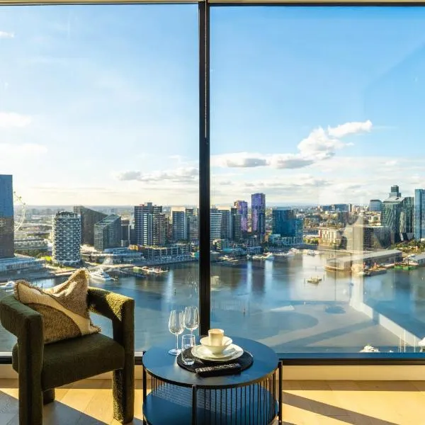 Brilliant Collins Wharf Waterfront Condo, hotel in Melbourne