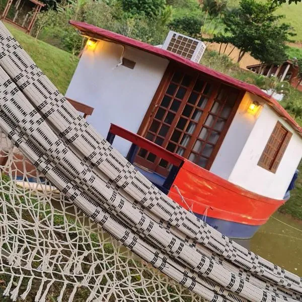 Chalé Barco Recanto Buscapé SFX, hotel v destinácii São Francisco Xavier