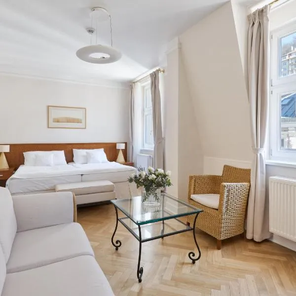 Hotel Palatin, hotel in Karlovy Vary