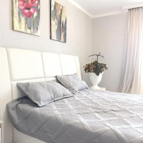 2-х комнатная квартира посуточно, Hotel in Kökschetau