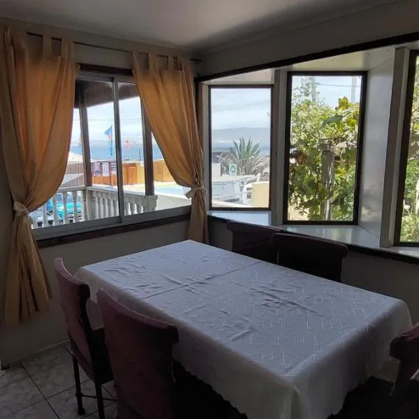 Cabañas Villa Alegre, hotel in Bahia Inglesa