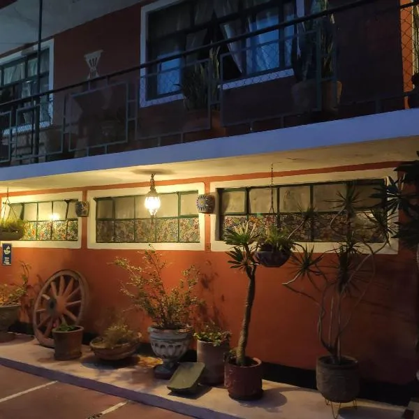 Hotel Mesón de la Salud, hotel in Ario de Rosales