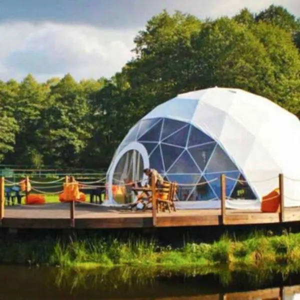 Forest Glamping, hotel in Braşov