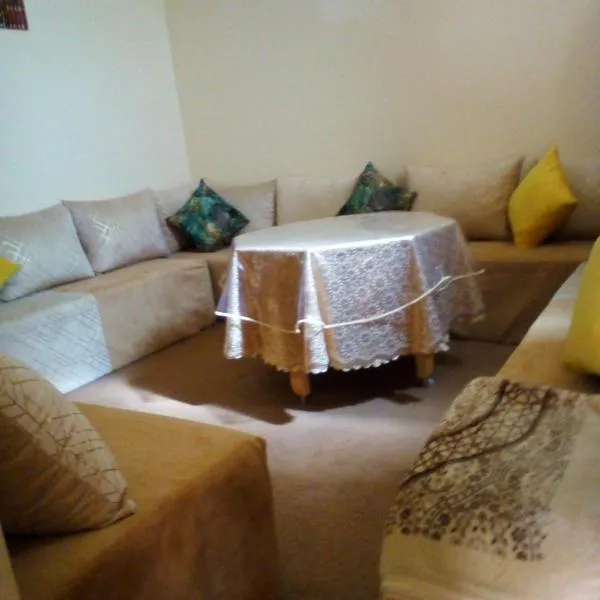 شقة أمينة, hotell i Ikhorbane