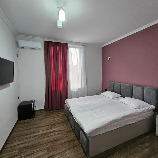Urban hotel Tsalenjikha โรงแรมในTsalenjikha