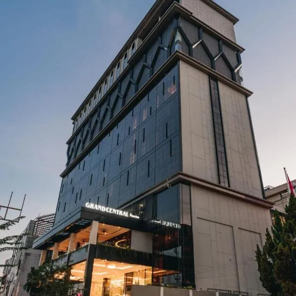 Grand Central Premier, hotel en Medan