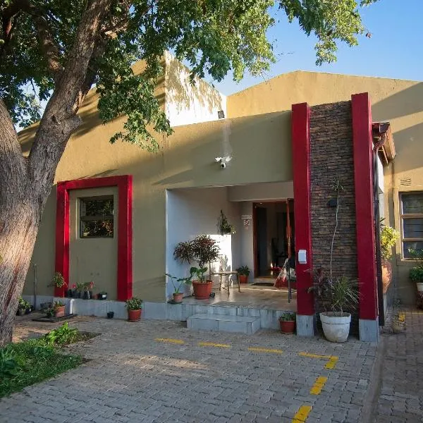 Punkinheads Guesthouse，位于卡萨内的酒店