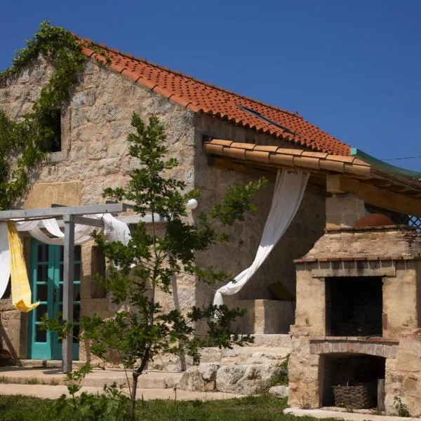 Stonehome Pojata, viešbutis mieste Rušići