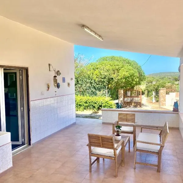 Sweet Home Spalmatore, hotel in Carloforte