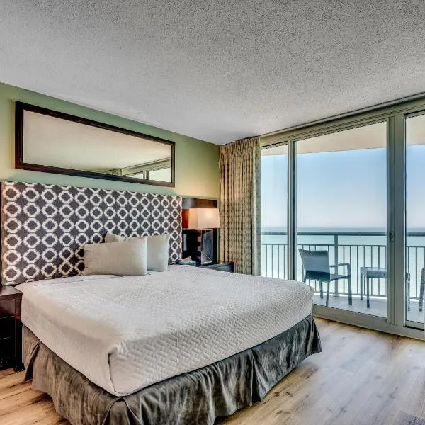 Stunning Oceanfront King Suite on 18th Floor Centrally Located，位于默特尔比奇的酒店