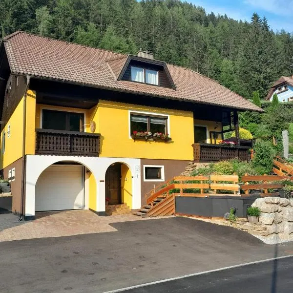 Haus Sonnblick, hotel a Pusterwald