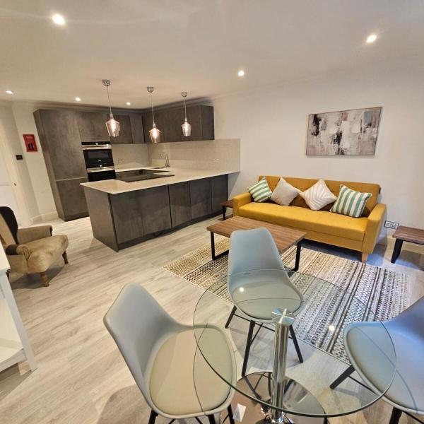 St Paul's London Apartments, London