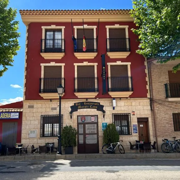 Hostal Restaurante Morote Cano, hotel a Lezuza