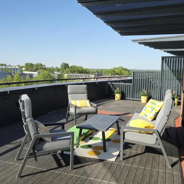 Artisa Riia Str 22 Luxury Penthouse Apartment, Hotel in Tartu