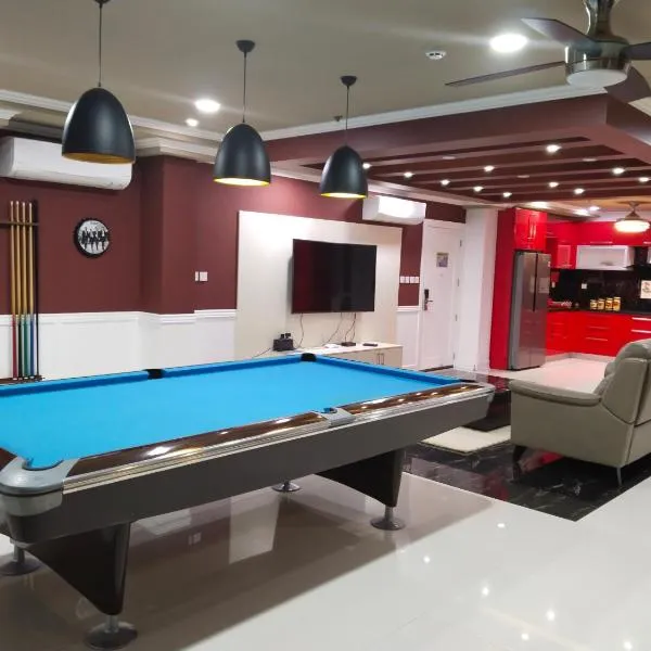 Luxurious Penthouse La Grande Résidence with Home Theater & Netflix, ξενοδοχείο σε Angeles