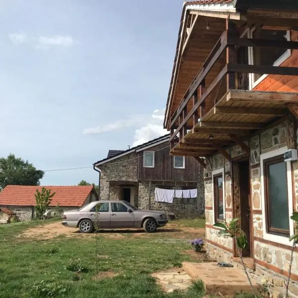 Shpia e Las Vol, hotel in Vasije