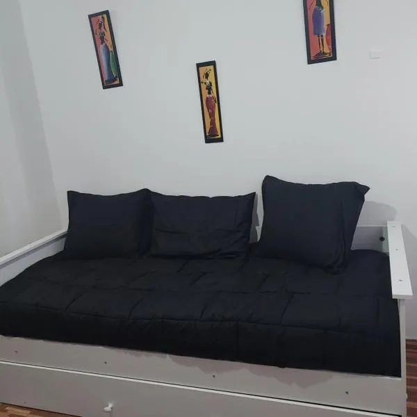 Cabañas walcarpi, hotel en Villa Ciudad Parque