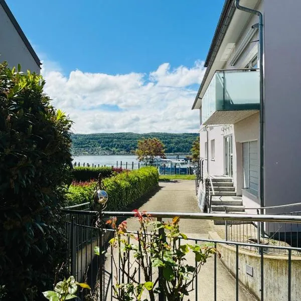 Lake View 110sqm in/outdoor living entire apartment with 2 bedrooms, hotelli kohteessa Reichenau