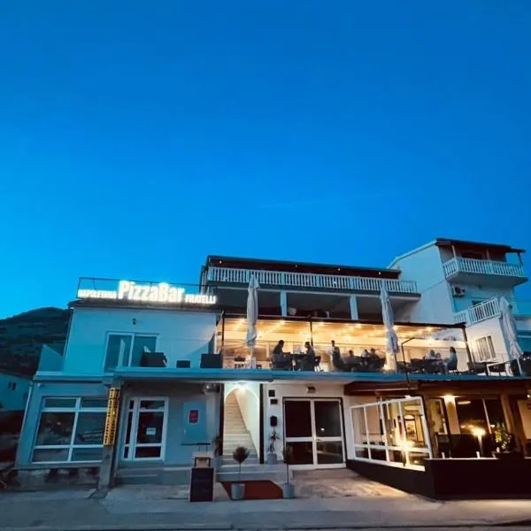 Apartment Lora, hotel en Starigrad-Paklenica