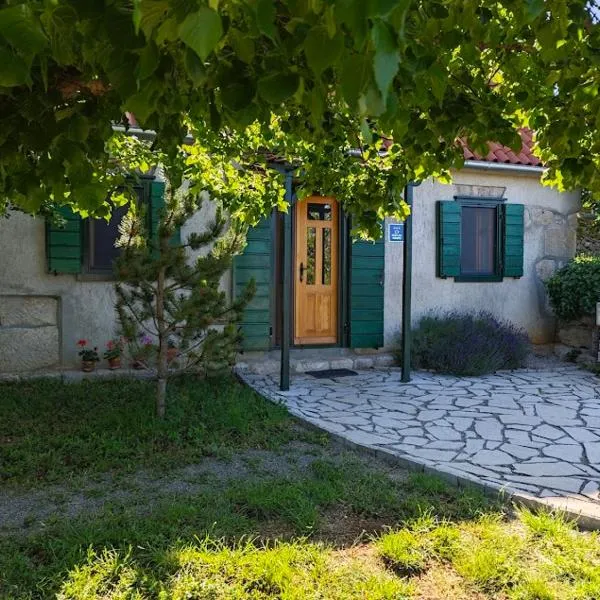 House Kaja, hotel in Jablanac