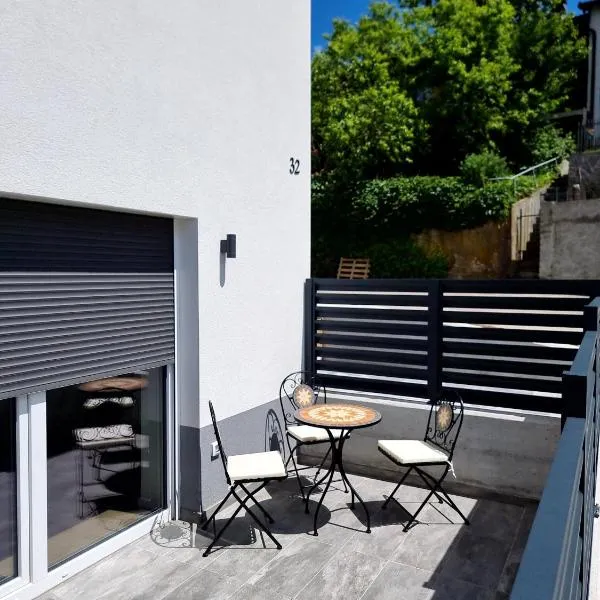 Naia Apartments, hotel in Novo Mesto