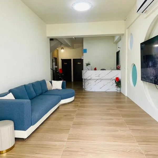 Penghu Roundabout Guesthouse, hotel in Magong