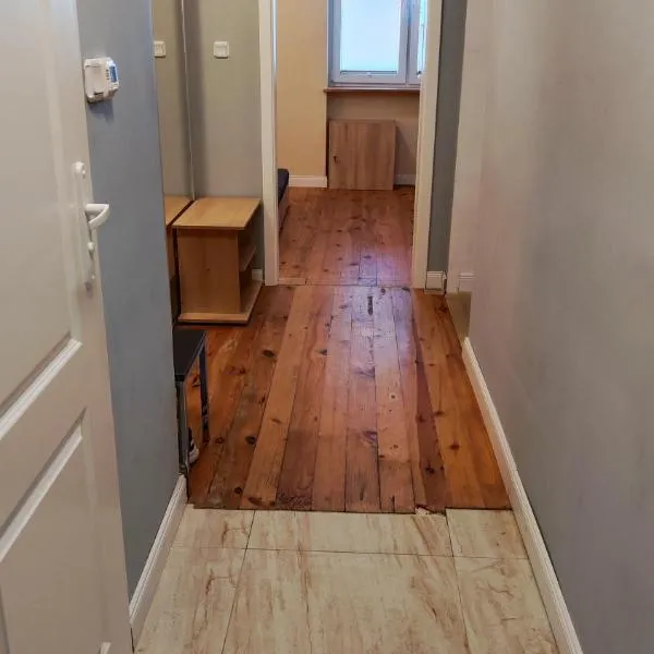 Apartament Nowogard Centrum - Self Check in - Wejście na KOD, hotel Nowogardban
