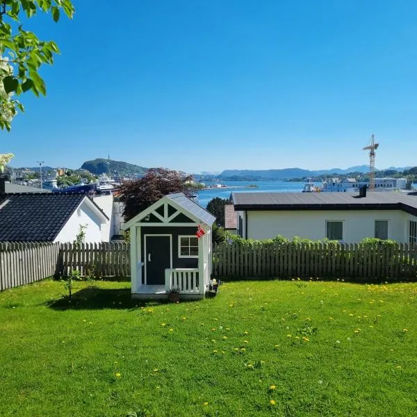 Apartment near center / free P, hotel in Ålesund