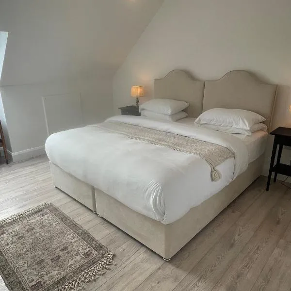 Two Bedroom Deluxe Sea View Guest Suite, hotel a Inis Mor