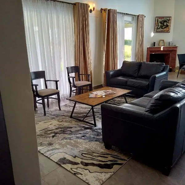 Enkai Farmhouse near Ol-Pejeta Nanyuki, hotell sihtkohas Nanyuki