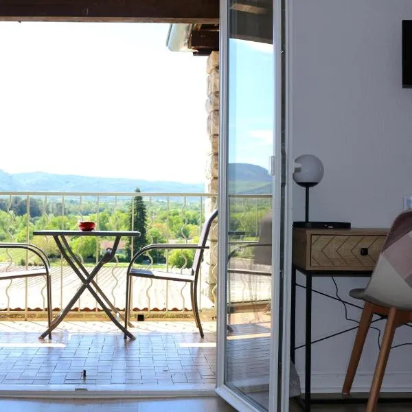 Hôtel de Vacances de la Vignasse, hotel em Chandolas
