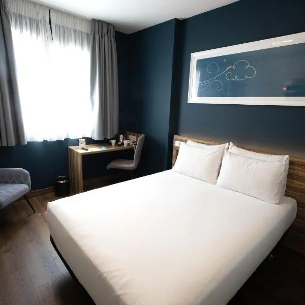 Travelodge Madrid Metropolitano, hôtel à Madrid