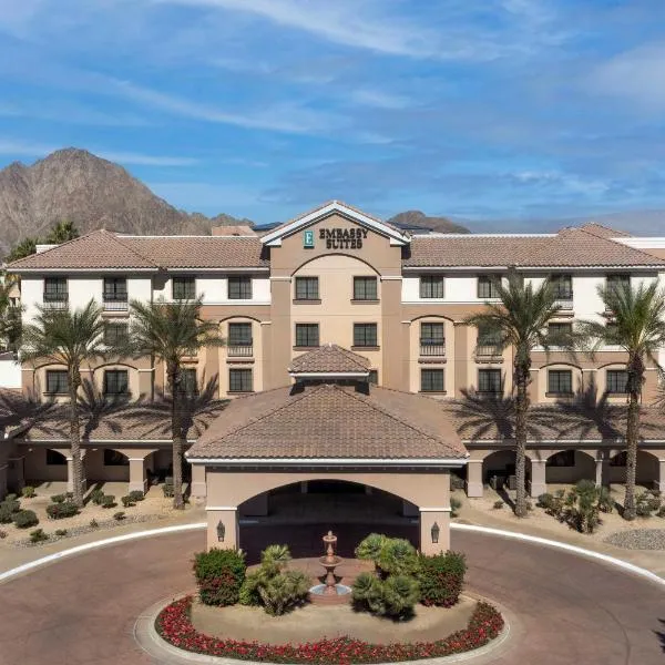 Embassy Suites La Quinta Hotel & Spa, ξενοδοχείο σε La Quinta