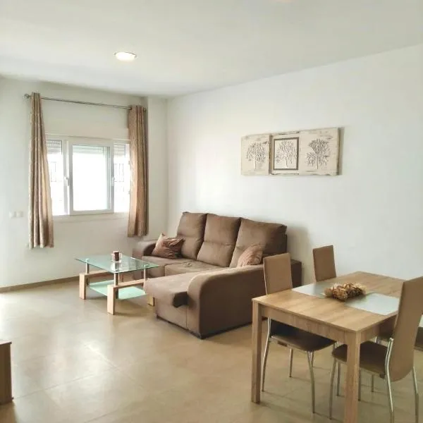 Apartamento La Dorada, hotel u gradu Nerha