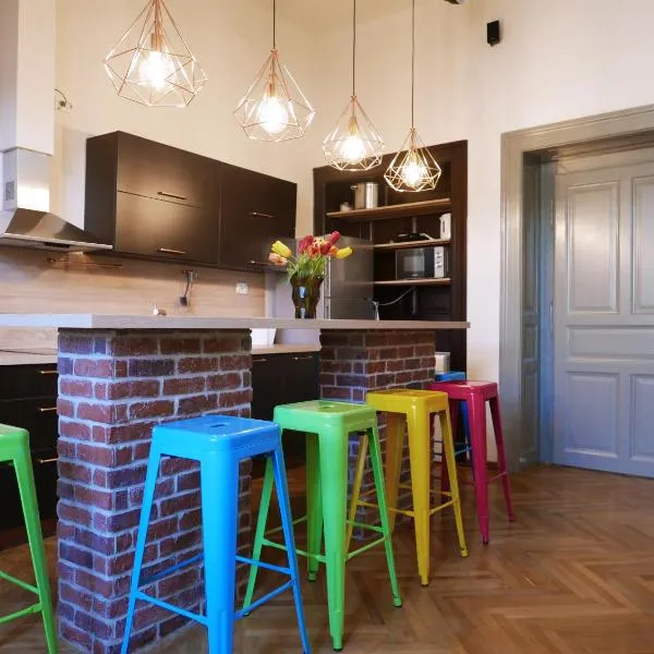 Choco Home & Hostel, hotel en Cluj-Napoca