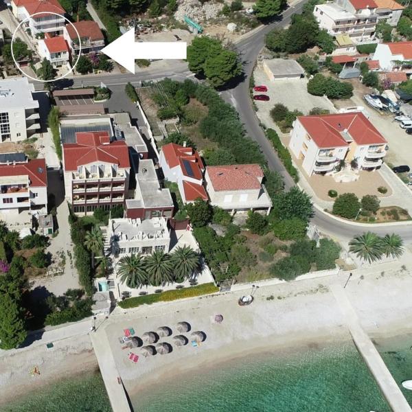 Apartments Frano i Franka by the Sea
