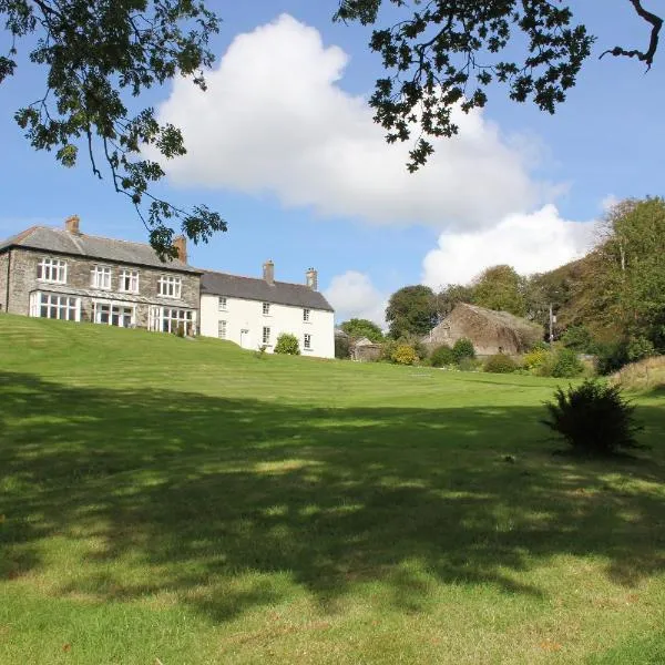 Costislost House, hotel in Wadebridge