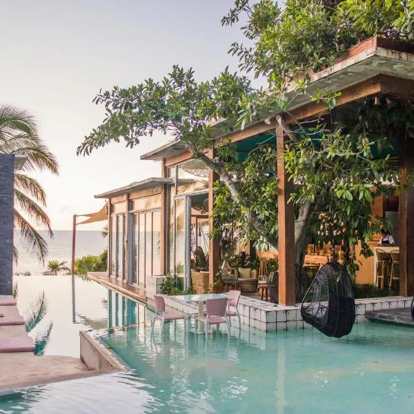 Mi Amor Tulum, a Small Luxury Hotel，位于图卢姆的酒店
