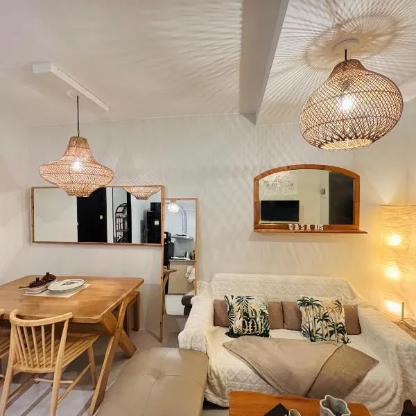 Cozy Bali inspired 2BRcondo Mandaue City, hotel in Mandaue City