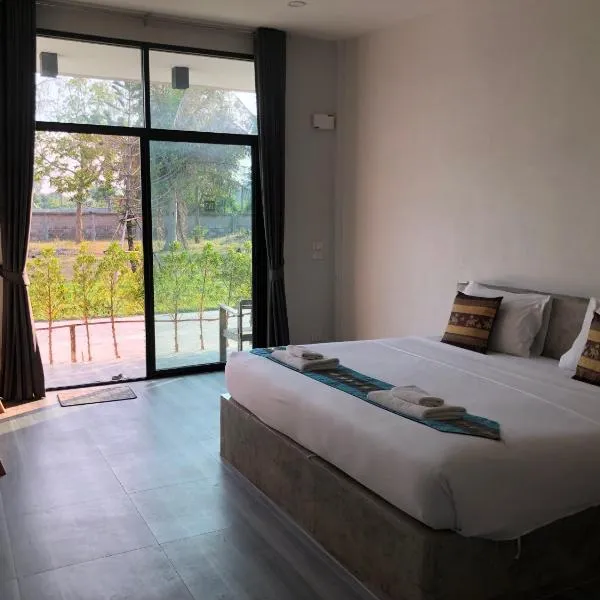 หน้าวังมฤคทายวันรีสอร์ท, hotel in Ban Nong Khang