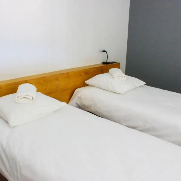 Auberge Le LEO de FOIX, hôtel à Foix