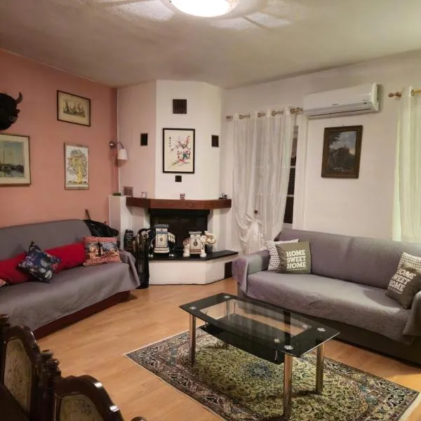 La casetta di Anna, hotel en Laveno