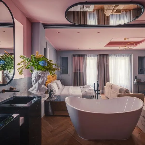 Ninemian Suites Syros, hotel in Ermoupoli