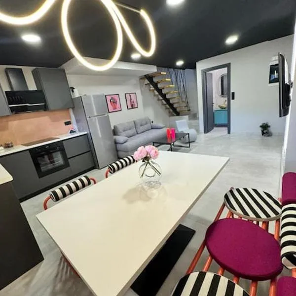 Pop Art Maisonette Ioannina,位于约阿尼纳的酒店