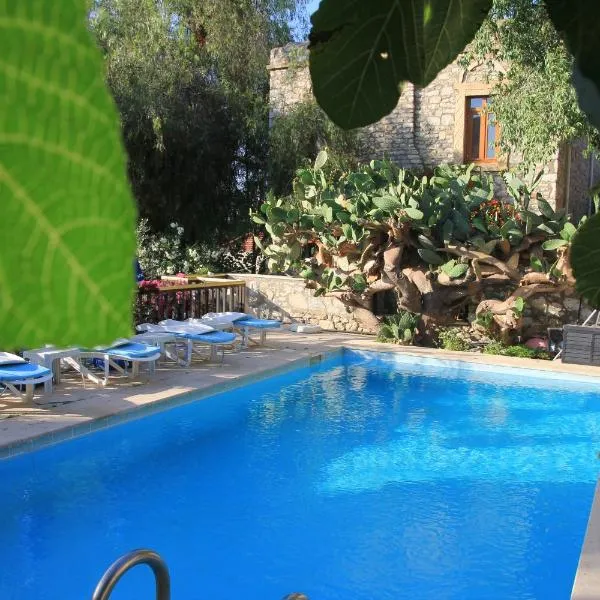 Eski Datça Pansiyon, khách sạn ở Datça