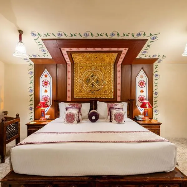 Chokhi Dhani The Ethnic 5-Star Deluxe Resort, hotel in Jaipur